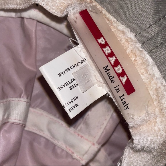 prada bucket hat - Picture 4 of 4